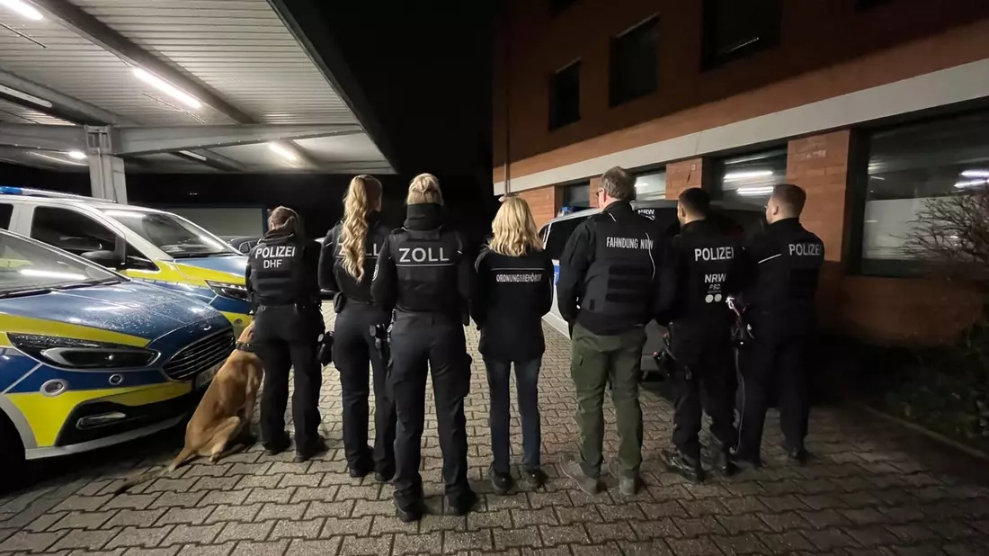 POL-ME: Projekt ZooM - Gemeinsamer Kontrolleinsatz in Shisha-Bars - Monheim am Rhein - 2402092 - Bild: presseportal.de