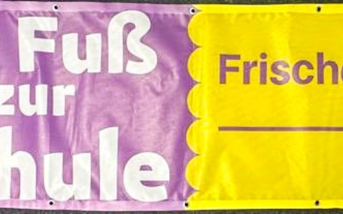 POL-BO: Aktion Elterntaxi: Polizei zeigt erfolgreich Präsenz vor Wittener Grundschulen - Foto: presseportal.de