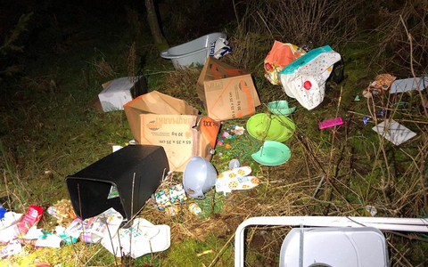 POL-PDWIL: Illegale Müllentsorgung - Foto: presseportal.de