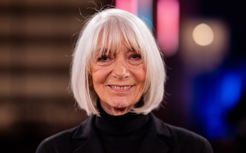 Schauspielerin Erika Pluhar im Januar 2024 in Köln. - Foto: Rolf Vennenbernd/dpa