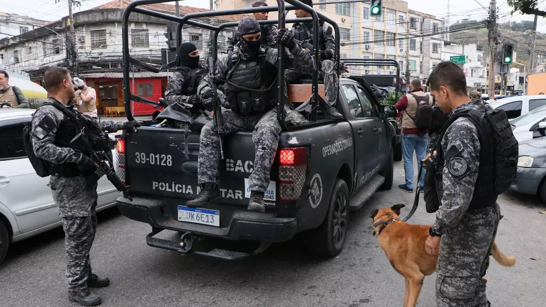 Mitglieder der Zivil- und Militärpolizei im Einsatz. - Bild: Jose Lucena/TheNEWS2 via ZUMA Press Wire/dpa