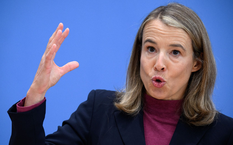 Mit Blick auf die schwache wirtschaftliche Entwicklung Deutschlands sagte die Ökonomin, die Zahlen deuteten auf eine technische Rezession hin. - Foto: Bernd von Jutrczenka/dpa Mit Blick auf die schwache wirtschaftliche Entwicklung Deutschlands sagte die Ökonomin, die Zahlen deuteten auf eine technische Rezession hin. - Foto: Bernd von Jutrczenka/dpa