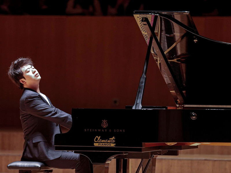 Lang Lang: «Ich wollte schon immer französische Musik aufnehmen.» - Foto: Manuel Bruque/epa/dpa
