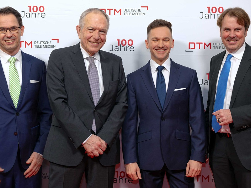 100 Jahre DTM Deutsche Tele Medien GmbH - Tradition trifft Innovation / Der Mitherausgeber der drei Verzeichnismedien Das Telefonbuch, Gelbe Seiten und Das Örtliche feiert großen Festakt in Frankfurt - Foto: presseportal.de