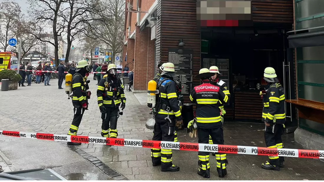 FW-M: Imbiss in Flammen (Neuhausen) - Bild: presseportal.de