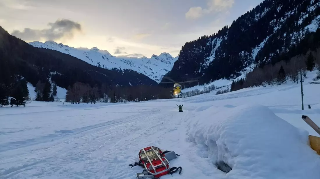 Einsatz der italienischen Bergrettung in der Nähe von Ratschings. Eine deutsche Gruppe wurde von einer Lawine erfasst. - Bild: -/ Soccorso Alpino/dpa