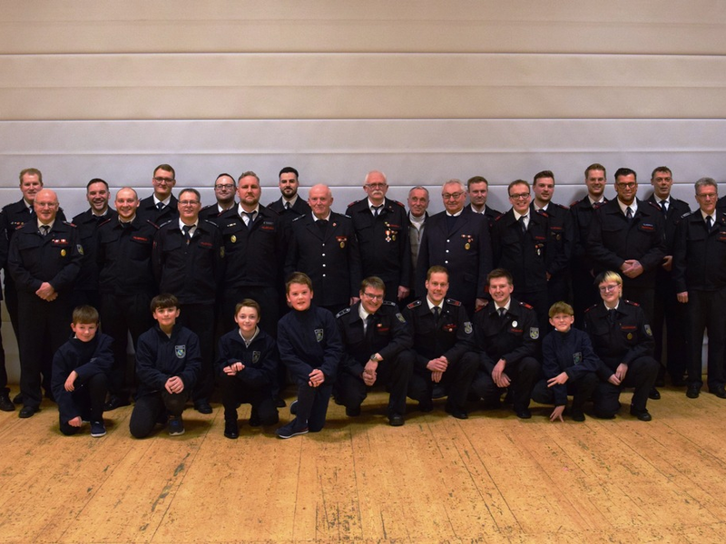 FW-OE: Jahresdienstbesprechung des Einsatzbereichs 3 der Feuerwehr Lennestadt - Foto: presseportal.de