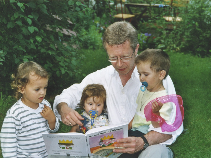 Europäischer Tag der Logopädie am 6. März 2024 - Expertenhotline / Wie Eltern die Sprachentwicklung ihres Kindes fördern können - Foto: presseportal.de