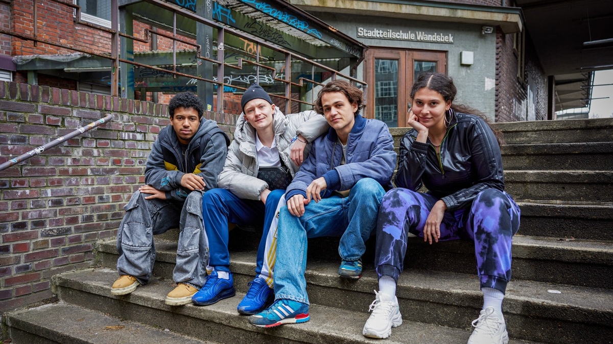 Aaron Maldonado Morales Vito Sack David Ali Rashed Manal Raga a Sabit KEKs - Foto: Joyn/Marc Rehbeck, presseportal.de