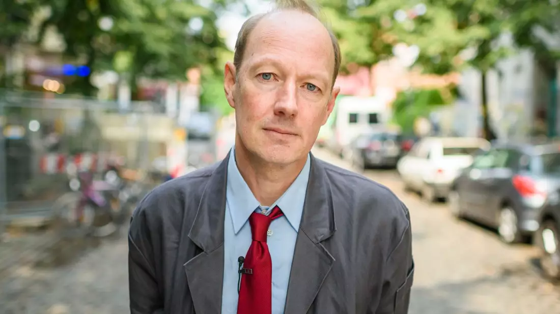 Mitglied des Europäischen Parlaments und Bundesvorsitzender von «Die Partei»: Martin Sonneborn. - Bild: Gregor Fischer/dpa