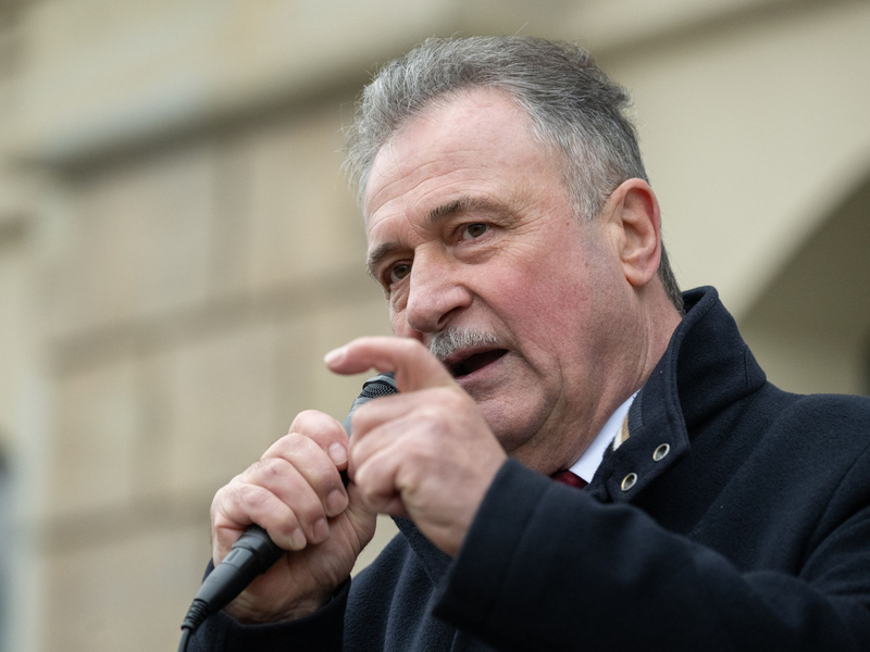 Claus Weselsky, Vorsitzender der Gewerkschaft Deutscher Lokomotivführer (GDL). - Foto: Robert Michael/dpa