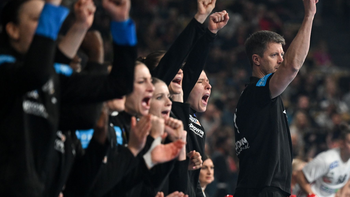 Die DHB-Frauen setzten sich deutlich gegen die Slowakei durch. - Foto: Sven Hoppe/dpa