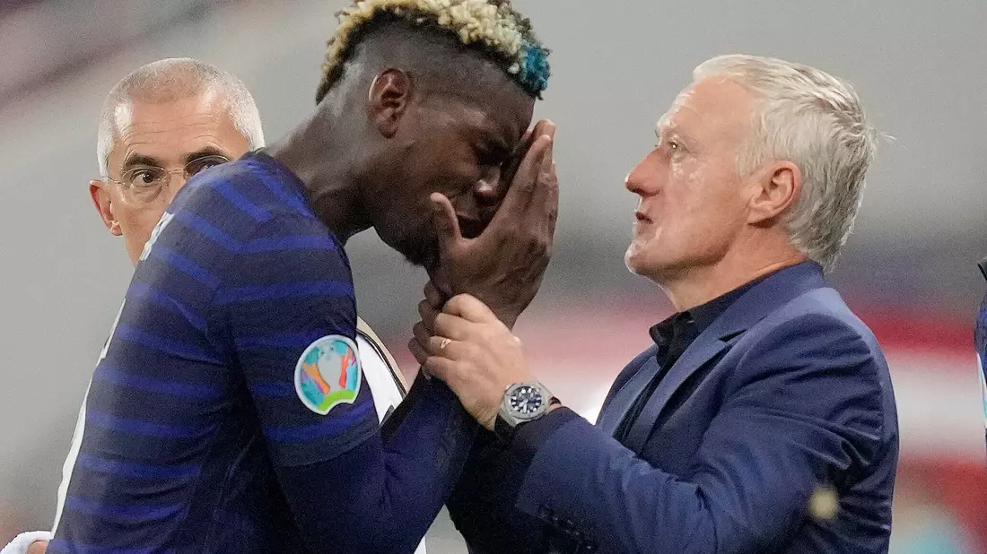 Hat Mitgefühl mit Paul Pogba nach dessen Dopingsperre: Didier Deschamps. - Bild: Vadim Ghirda/AP/dpa
