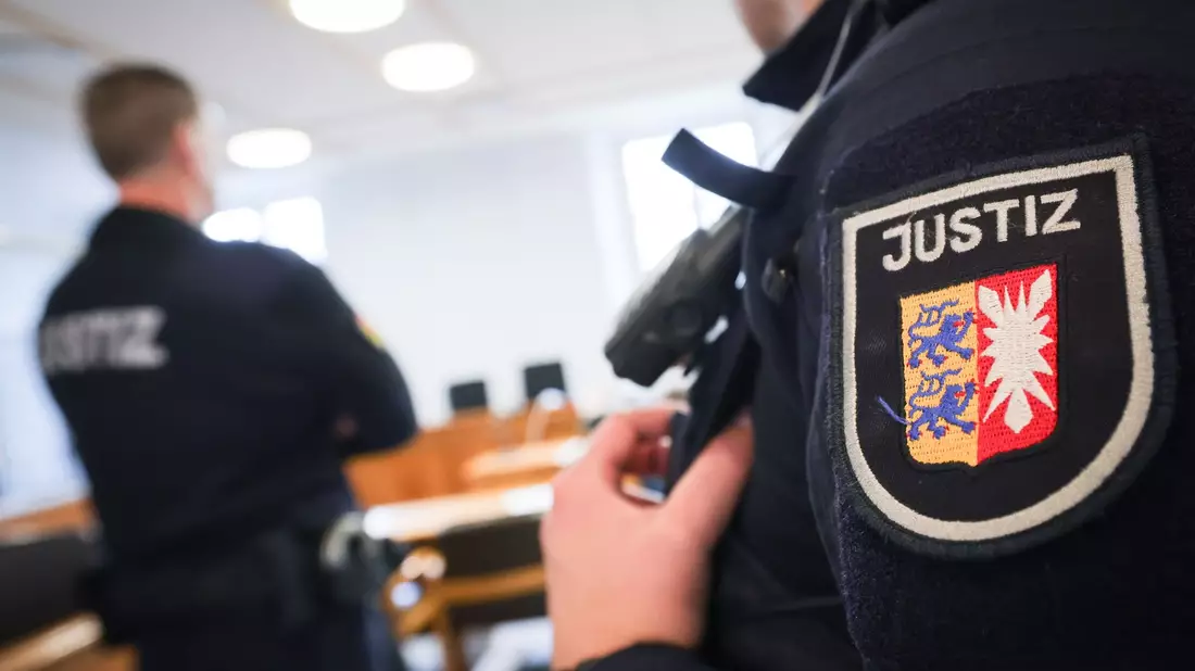 Für den neu aufgerollten Prozess im Kieler Landgericht sind zehn Termine angesetzt. - Bild: Christian Charisius/dpa