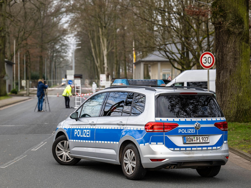 Der Soldat räumte vor Gericht ein, sich wie bei einem Bundeswehreinsatz mit Waffen und Proviant versorgt zu haben. (Archivbild) - Foto: Sina Schuldt/dpa
