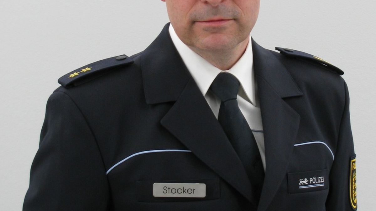 POL-AA: Schwäbisch Gmünd: Polizeirevier unter neuer Leitung - POR Stocker folgt auf KD Deuter - Foto: presseportal.de