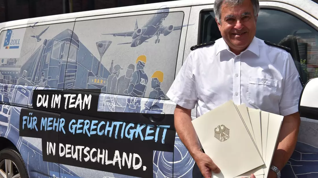 HZA-K: 37 neue Nachwuchskräfte für den Kölner Zoll starten erstmals im neuen Bachelor-Studium - Bild: presseportal.de