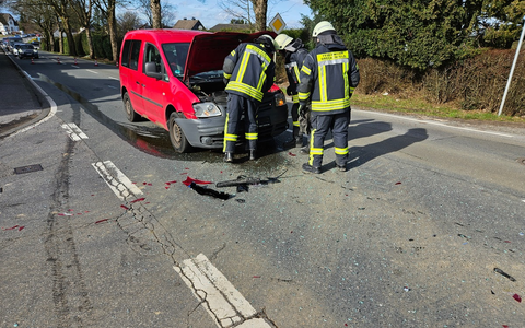 FW-EN: Verkehrsunfall auf Deller Straße - Foto: presseportal.de