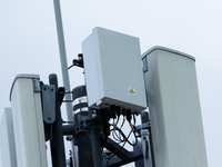 Die aktuelle Befragung zeigt, dass das Interesse an 5G größer ist, je jünger die Nutzer sind. - Foto: Rolf Vennenbernd/dpa