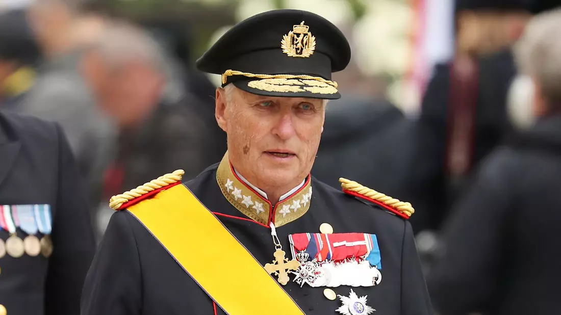 König Harald V. von Norwegen 2019 in Luxemburg. - Bild: Francisco Seco/AP/dpa