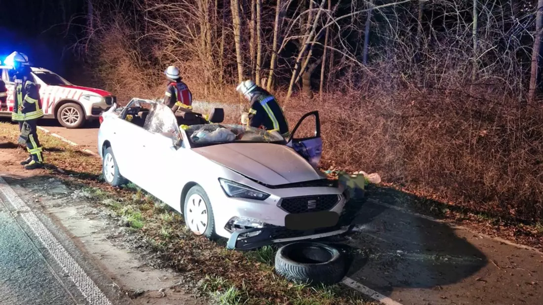 FW Düren: Verkehrsunfall am frühen Abend - Bild: presseportal.de