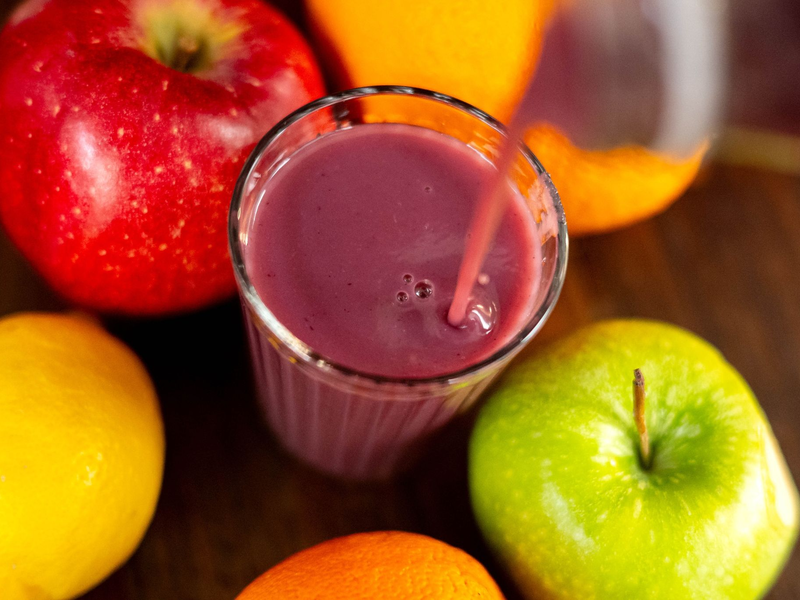 Sollte man Obst sollte wirklich besser mit Schale essen? - Foto: Sina Schuldt/dpa