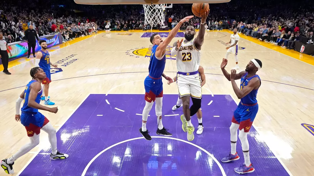 Lakers-Superstar LeBron James (23) ist der erste NBA-Spieler, der 40.000 Punkte in seiner Karriere erzielt hat. - Bild: Mark J. Terrill/AP