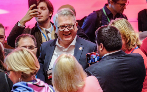 «Wir als Europäer müssen unsere Sachen in die Hand nehmen»: Nicolas Schmit (M.). - Foto: Mauro Scrobogna/LaPresse/ZUMA/dpa «Wir als Europäer müssen unsere Sachen in die Hand nehmen»: Nicolas Schmit (M.). - Foto: Mauro Scrobogna/LaPresse/ZUMA/dpa