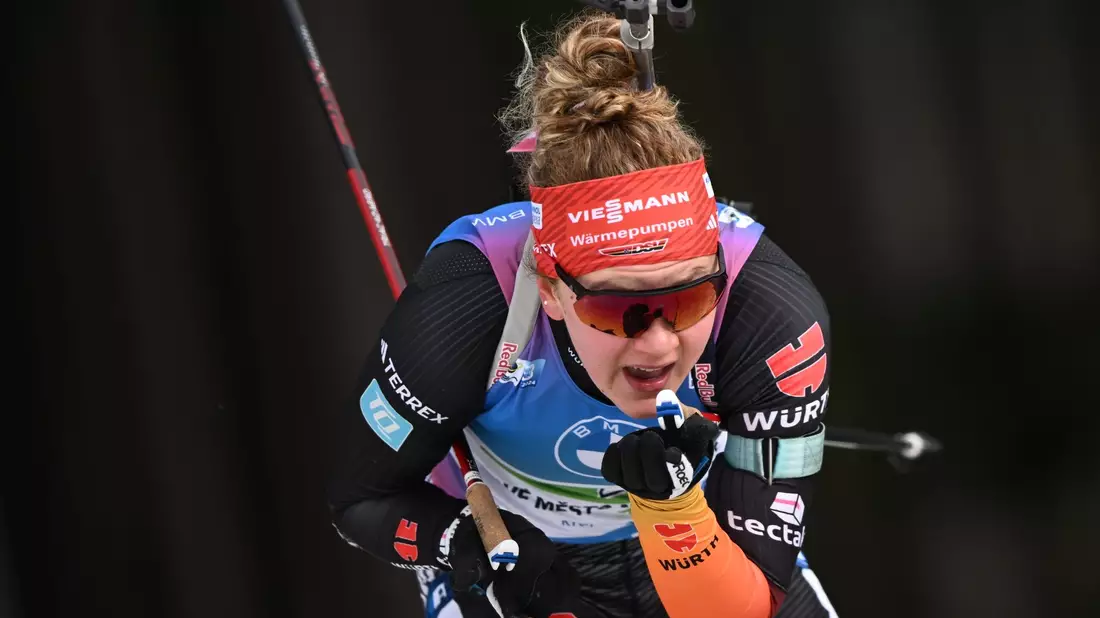 Biathletin Selina Grotian in Aktion. - Bild: Hendrik Schmidt/dpa