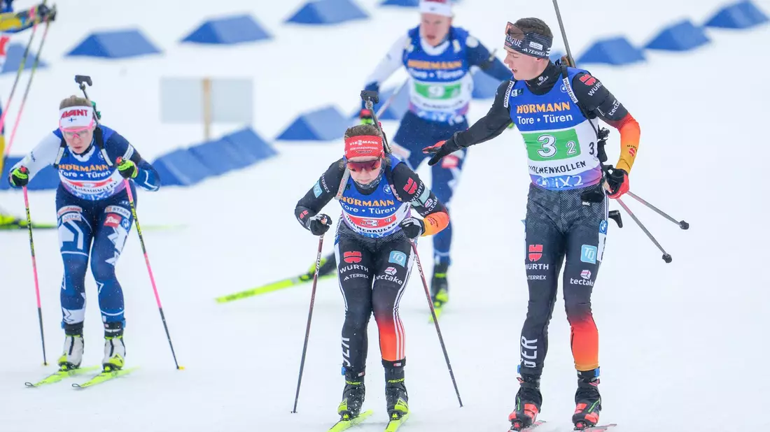 Selina Grotian (l) und Justus Strelow beim Wechsel. - Bild: Javad Parsa/NTB Scanpix via AP/dpa