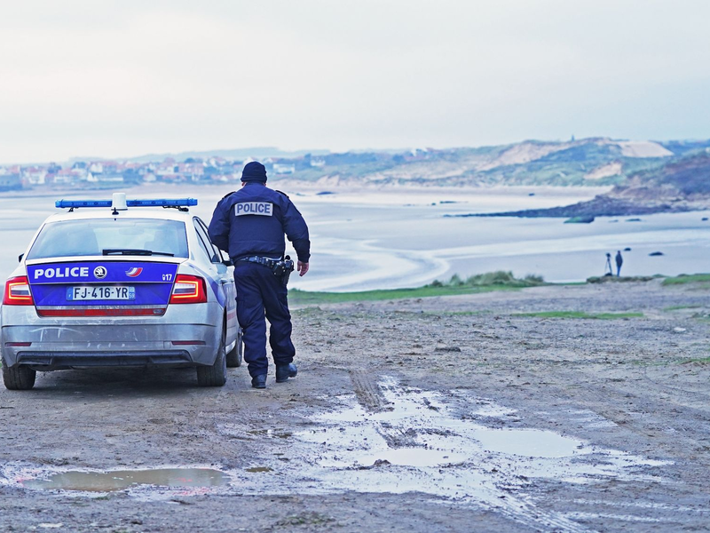 Seit längerem überqueren viele Migranten mit Schlauchbooten von der nordfranzösischen Küste aus den Ärmelkanal nach Großbritannien (Symbolbild). - Foto: Stefan Rousseau/PA/dpa