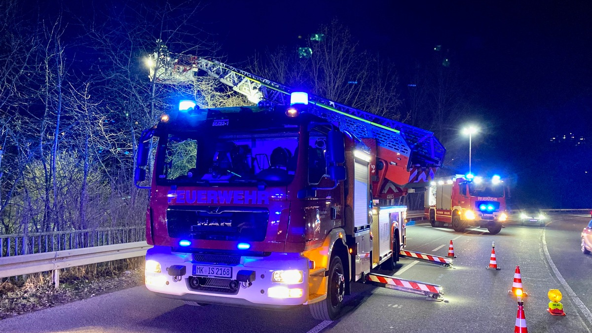 FW-MK: Personenzug kollidiert mit Einkaufswagen - Foto: presseportal.de