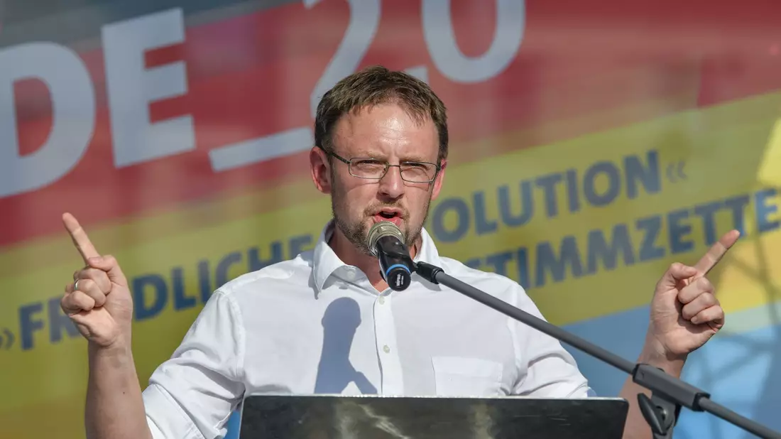 Einziger Kandidat für die Bürgermeisterwahl in Großschirma: der AfD-Politiker Rolf Weigand - Bild: Patrick Pleul/dpa-Zentralbild/dpa