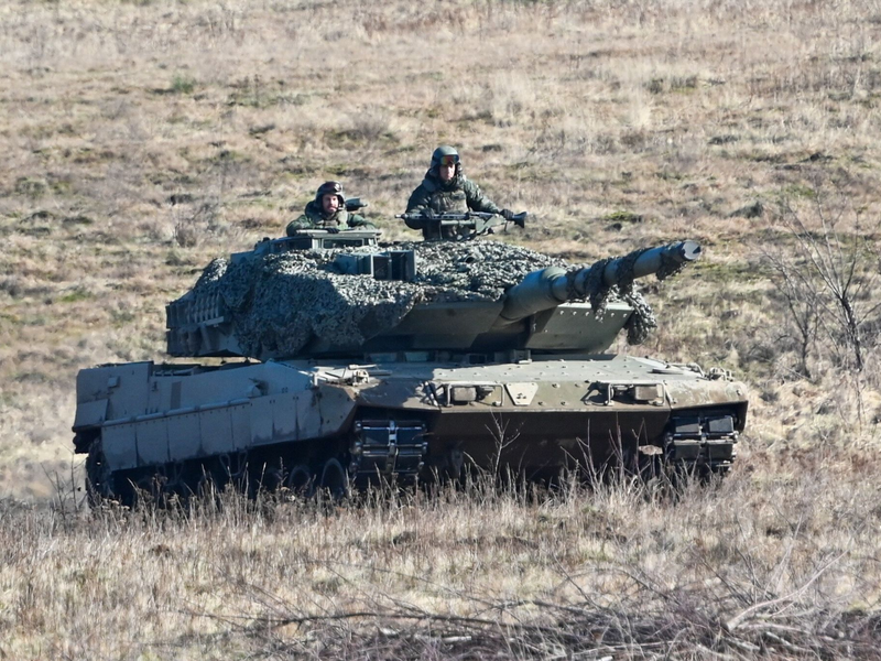 Polen hat zuletzt massiv in moderne Waffensysteme investiert. - Foto: Marcin Bielecki/PAP/dpa