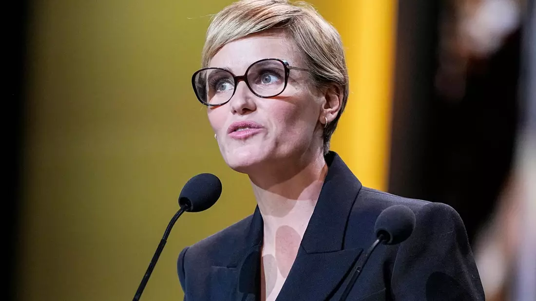 Die französische Schauspielerin Judith Godrèche bei der César-Filmpreisvergabe in Paris. - Bild: Michel Euler/AP
