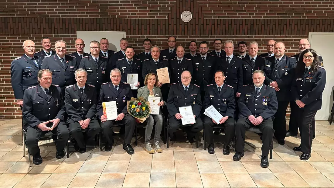 FW-OLL: Kreisfeuerwehrverband Landkreis Oldenburg - Ein Jahresrückblick: Hohe Einsatzzahlen, großes Engagement und spannende Pläne - Bild: presseportal.de