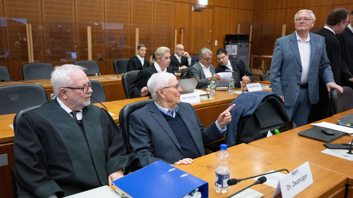 Das Gerichtsverfahren im «Sommermärchen-Prozess» hat in Frankfurt/Main begonnen. - Foto: Boris Roessler/dpa