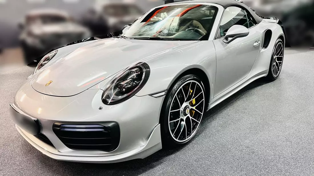 POL-E: Essen: Hochwertiger Porsche entwendet - Fotofahndung - Bild: presseportal.de