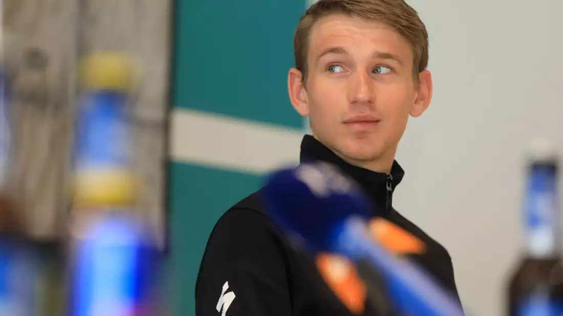 Fuhr beim Auftaktzeitfahren von Tirreno-Adriatico auf Platz 14: Lennard Kämna. - Bild: Clara Margais/dpa/Archivbild
