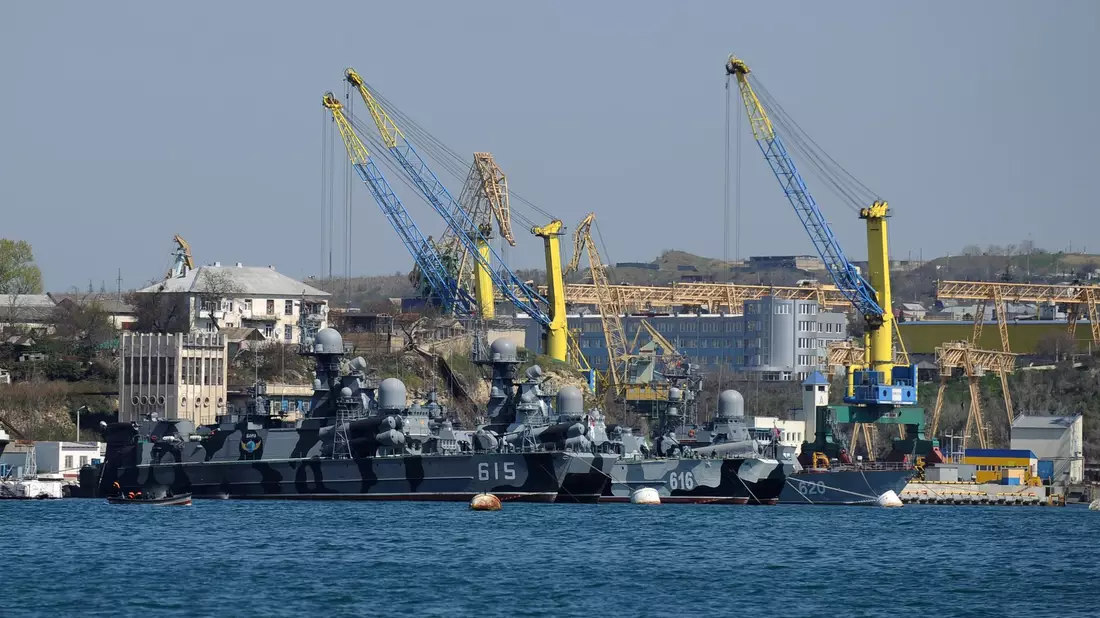 Russland meldet ukrainischen Drohnenangriff auf die Krim. (Archivbild) - Bild: Uncredited/AP/dpa