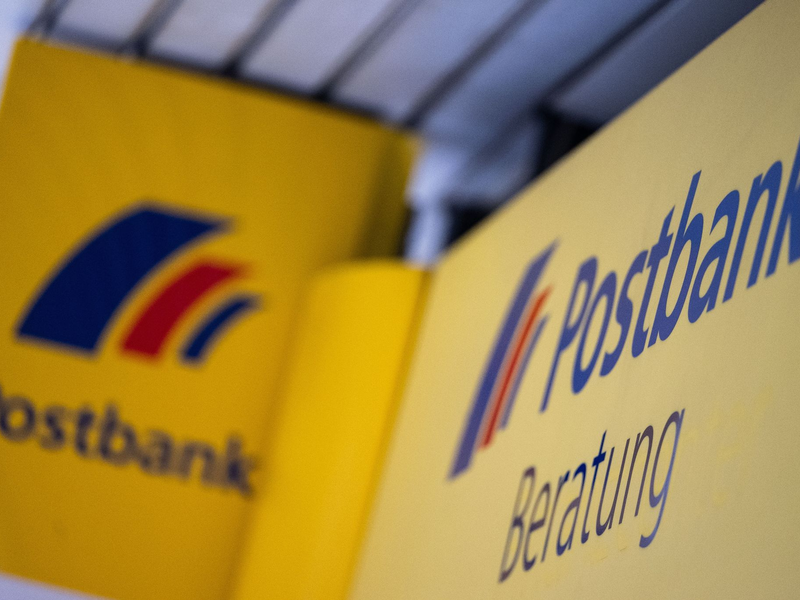 Ab Mittwoch streiken Postbank-Beschäftigte für zwei Tage: Verbraucher könnten geschlossene Filialen vorfinden. - Foto: Marijan Murat/dpa