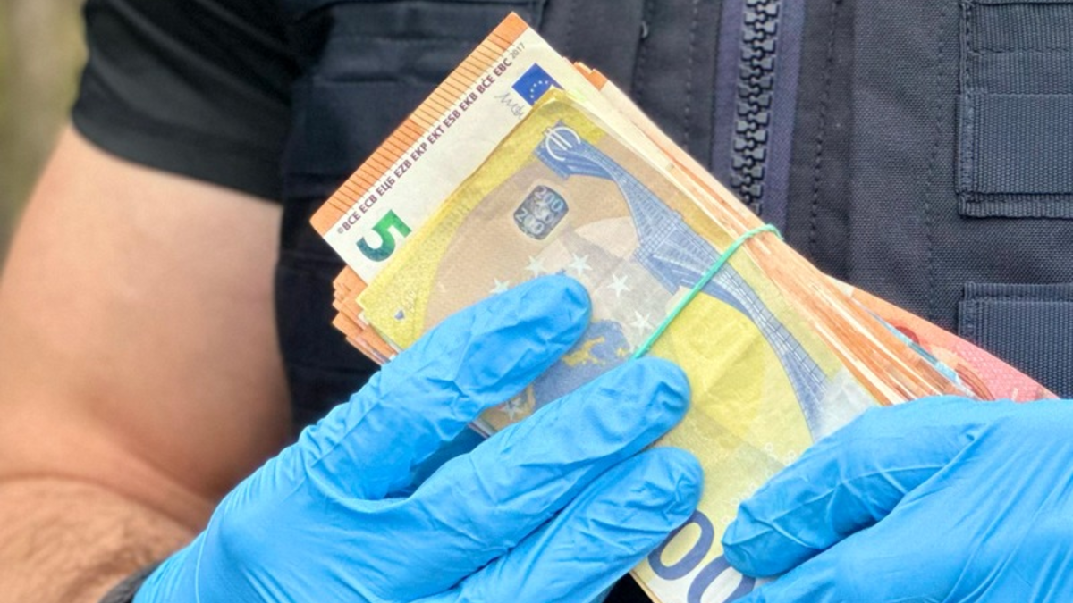 POL-OS: Drogen im Wert von 1 Million Euro sichergestellt - Erfolgreicher Schlag gegen mutmaßliche Drogenhändler-Bande in Niedersachsen und Nordrhein-Westfalen (VIDEO) - Foto: presseportal.de