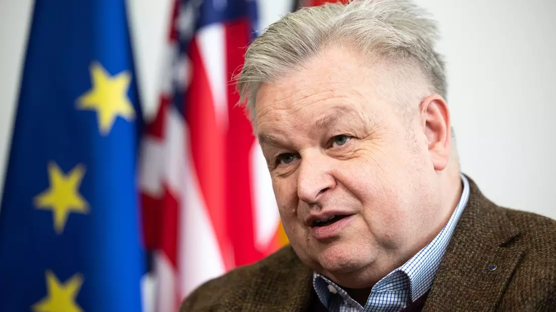 «Nicht von jeder Wahlkampfvolte verrückt machen lassen, aber ernst nehmen»: Michael Link, Transatlantik-Koordinator der Bundesregierung. - Bild: Hannes P Albert/dpa