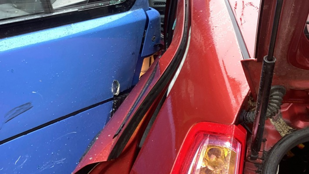 FW-M: Kollision mit Straßenbahn (Berg am Laim) - Foto: presseportal.de