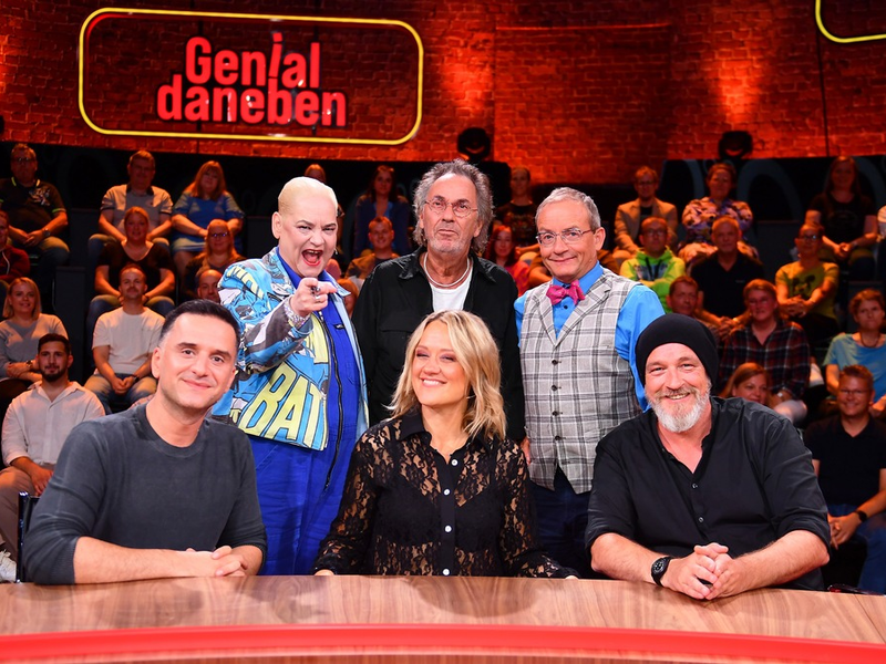 Genial daneben und Ein Haus voller Geld bei RTLZWEI: Hilfe von TikTok-Oma Uschi und Anruf bei Schalke Kapitän - Foto: presseportal.de