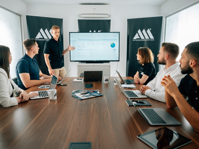 Praktikumsprämie und Speed-Dating im Handwerk? Experte verrät, was wirklich gegen den Fachkräftemangel hilft - Foto: presseportal.de