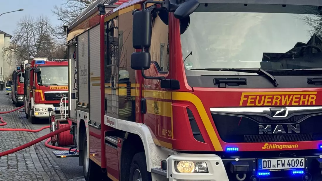 FW Dresden: Brand einer Sauna - Bild: presseportal.de