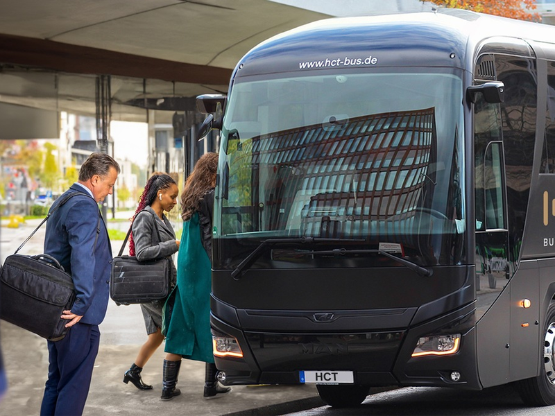 Mitarbeiter-Shuttle für mehr Komfort und Effizienz - HCT Bus- & Eventlogistik sorgt für Win-win-Situation - Foto: presseportal.de