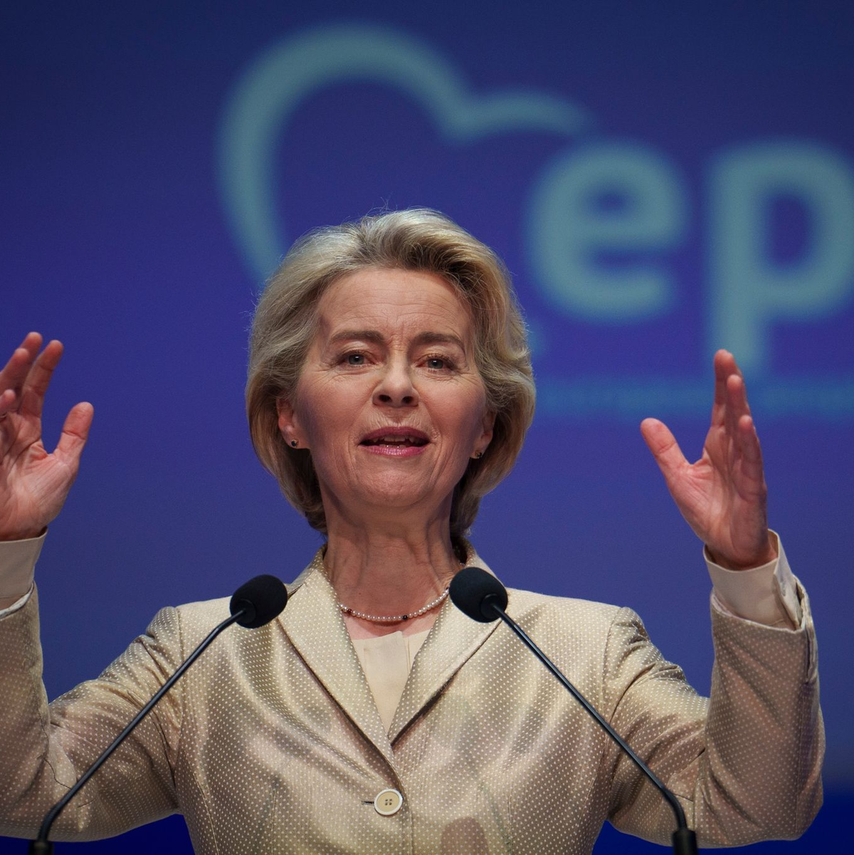 «EVP steht für Europa, für ein starkes, sicheres, friedliches, wohlhabendes, demokratisches und geeintes Europa»: Ursula von der Leyen. - Foto: Vadim Ghirda/AP/dpa