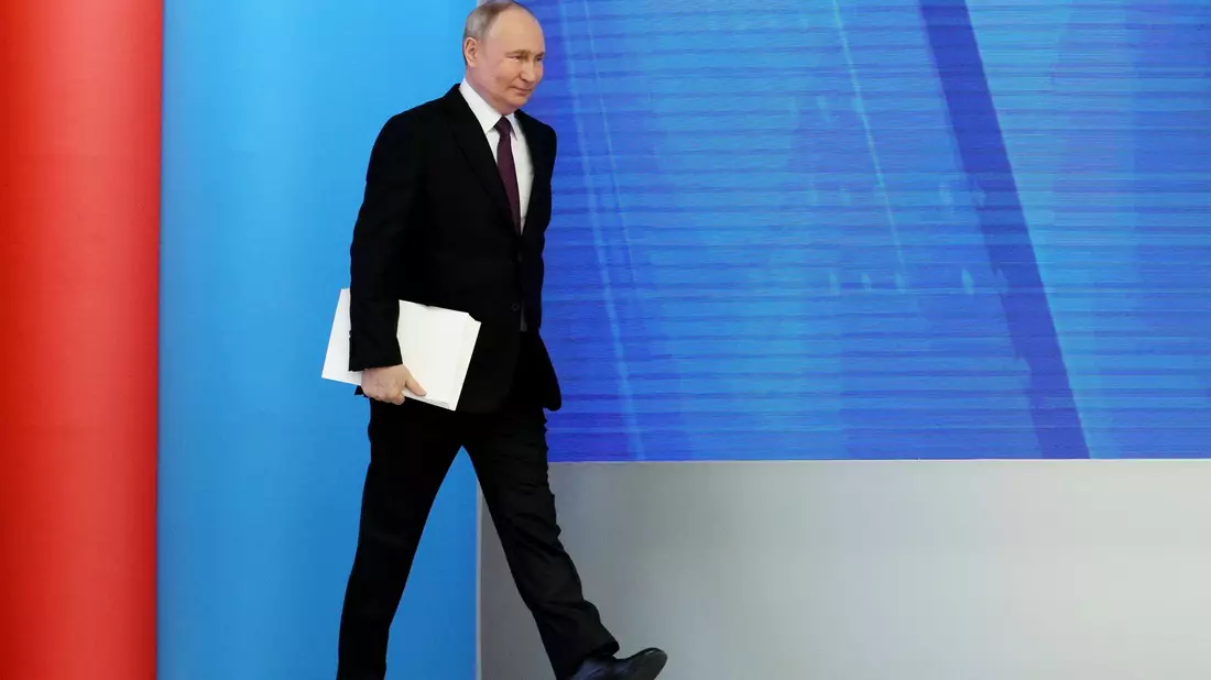 Hat die Wirtschaft an die Bedürfnisse des Ukraine-Kriegs angepasst, der mehr kostet als erwartet: Wladimir Putin. - Bild: Gavriil Grigorov/Sputnik Kremlin/AP/dpa